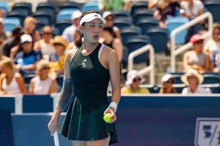 女单第1轮:王欣瑜VS加里宁娜 集锦 女单第1轮:王欣瑜VS加里宁娜 集锦